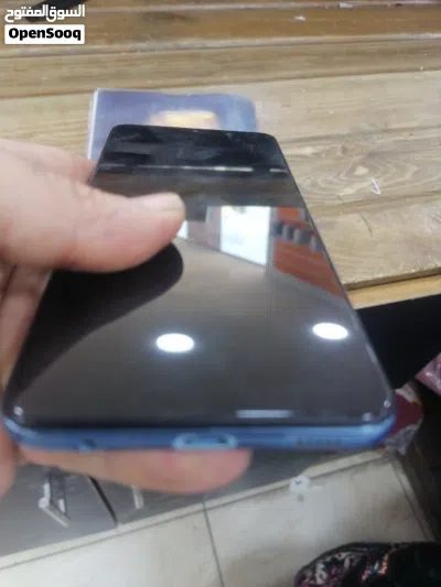 جهاز سامسونج A32 5G يحتاج لي بورد شاشه الاصليه لا يوجود اي كسور او اي مشاكله ثانيه فقط يحتاج بورد 4