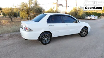 Mitsubishi Lancer GL 4