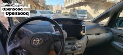 Toyota Voxy Noah S-Z 2