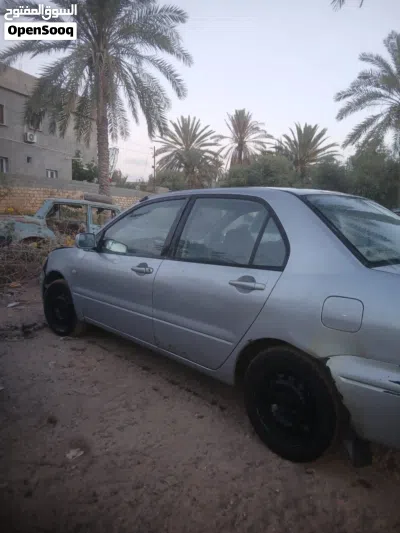 ميتسوبيشي لانسر GLX 4