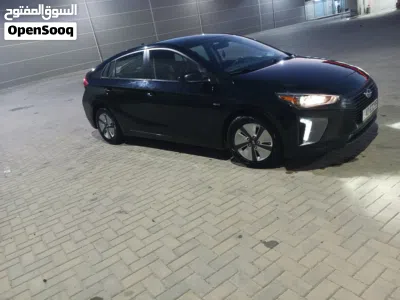 هيونداي ايونيك Standard 2