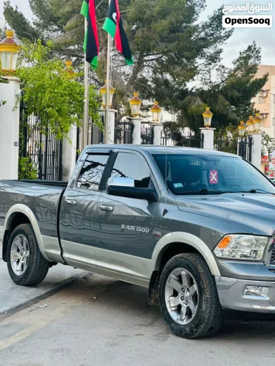 Dodge Ram Laramie 2