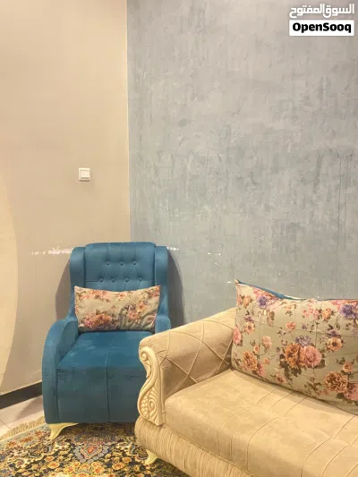 قنفات بحاله جيده جدا لا كسر ولا شك 3