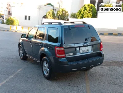 Ford Escape Limited 3