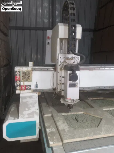ماكنت cnc مستخدم مساحته العمل 140بي250 3