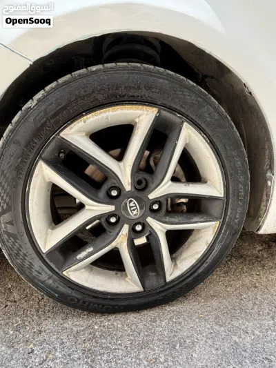 Kia Forte GT 2