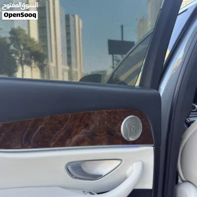 Mercedes Benz E-Class E 200 4