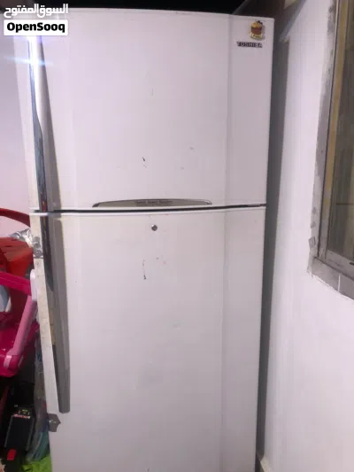 ثلاجه توشيبا بحاله ممتازه Toshiba refrigerator is in excellent condition 3