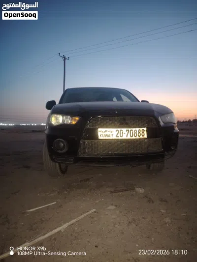 Mitsubishi Outlander GLS 3