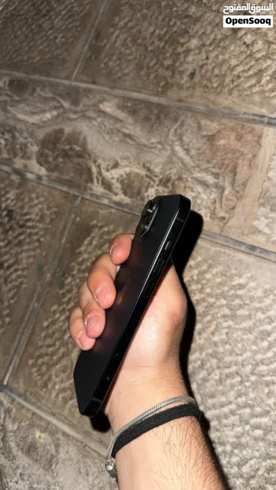 آيفون 15ل للبيع 3