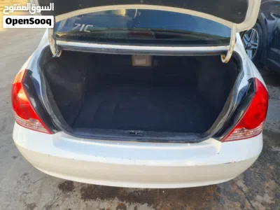 Hyundai Avante Limited 4