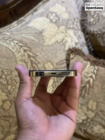 iPhone 13pro مساحه 128 وكاله ولا خدششش 3