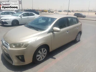 Toyota Yaris Basic 2