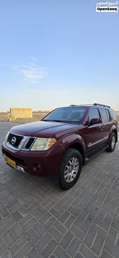 Nissan Pathfinder SL 3