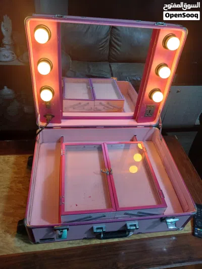 Makeup Vanity Box (trolly) 4