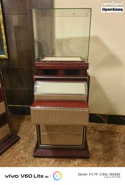 ستاند عرض فاخر للفنادق و المجوهرات 3