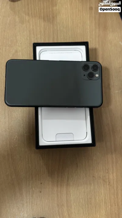 للبيع فقط .. ايفون 11 برو ماكس iPhone 11 pro max 256 3