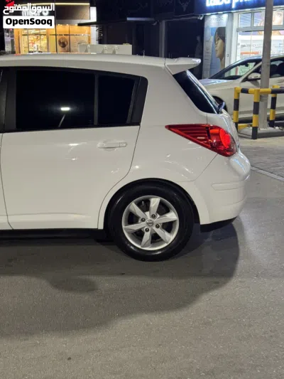 Nissan Tiida 2