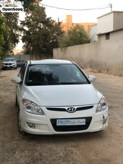 Hyundai i30 Standard 2