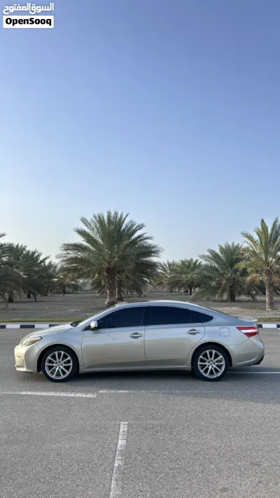 تويوتا افالون XLE 3