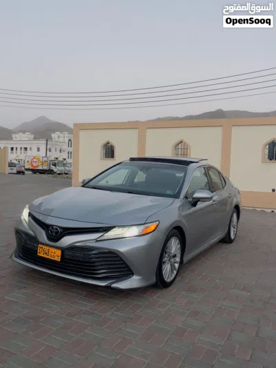 Toyota Camry XLE 2