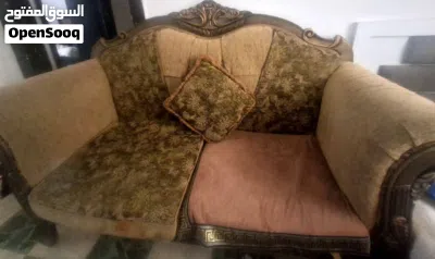طقم كنب مستعمل للبيع 30 دينار 2