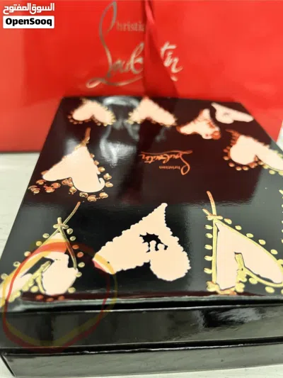 مجموعة كريستيان لوبيتان Christian Louboutin set 4