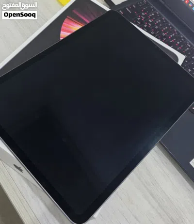 iPad Pro M1 3rd Generation WiFi 128GB للبيع بحالة ممتازة 3
