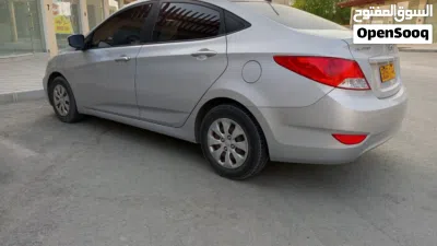 Hyundai Accent Standard 2