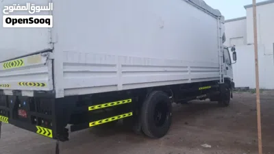 Isuzu 7 ton truck for sale good condition engine gear all good 4
