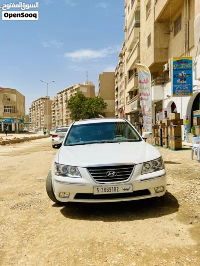 Hyundai Sonata Standard 2