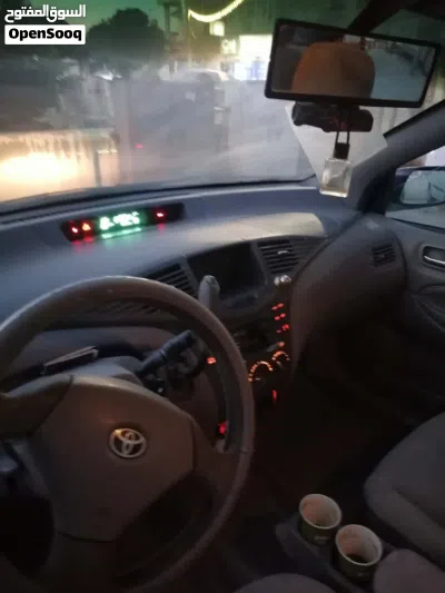 Toyota Prius Eco 4