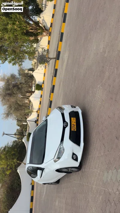 Toyota Corolla SE 3
