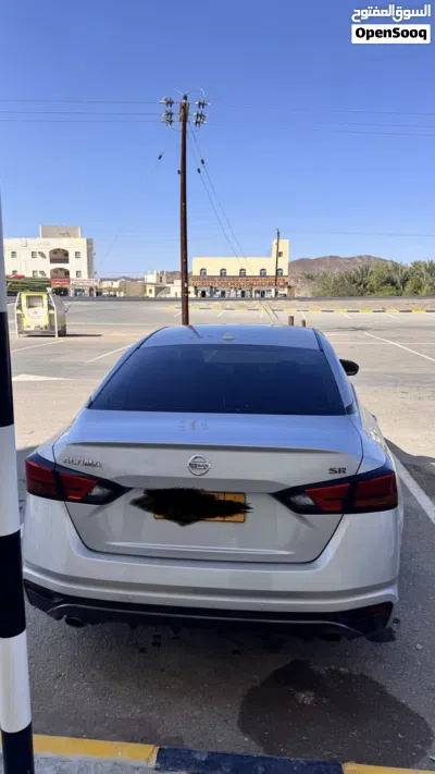 نيسان التيما SR 2