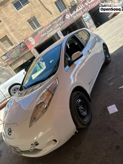 Nissan Leaf S 3