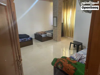 استديو مفروش للايجار 2