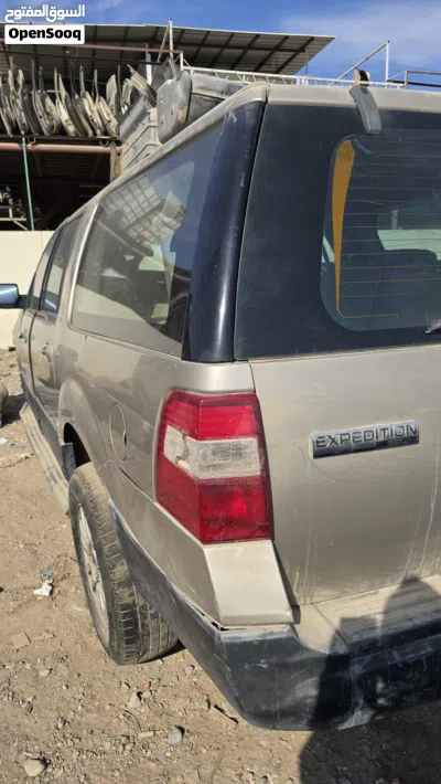 قطع غيار سكراب فورد اكسبيديشن اكسبديشن 8 سلندر xL الطويل 2008 امريكي Ford Expedition 4