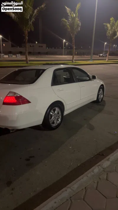 Honda Accord EX 2