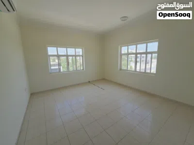 مكتب للايجار الموالح شارع الموج/Office for rent in Al Mawaleh, Al Mouj Street 4