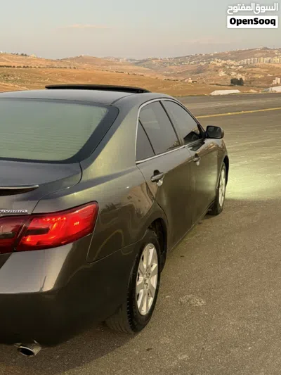 Toyota Camry LE 2