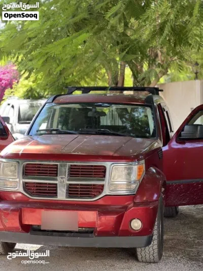 Dodge Nitro SE 2