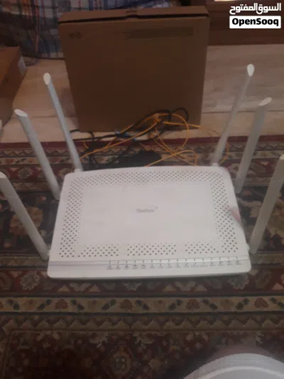 راوتر WiFi 5G FiberHomeUmnia(جديد بالكرتونه لم يستعمل موديل 2025).ذو كفاءه وسرعه عاليه(جديد وكاله). 4