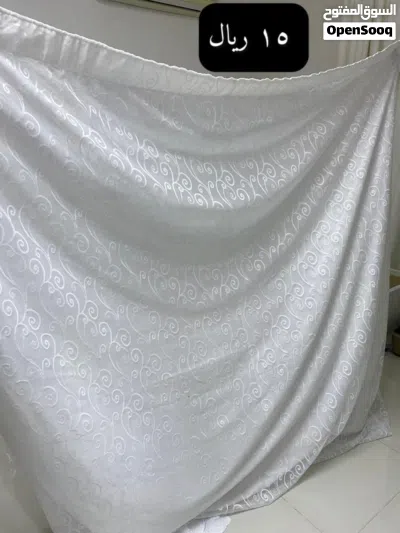 للبيع ستائر وشيفونات جديده غير مستعمله عدة اشكال ويوجد المزيد ومقاسات مختلفة 3