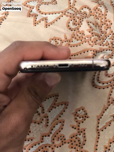 ايفون xs ربي ايبارك مش مغير شيء 4