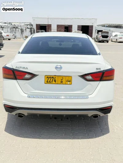 نيسان التيما SR 4