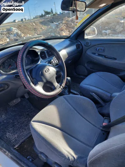 Hyundai Avante Standard 3