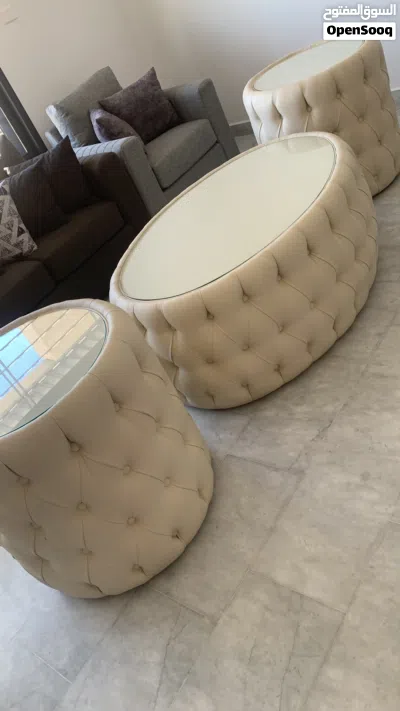 طاولة وسط فاخرة كلاسيك وجانبيات للبيع 2
