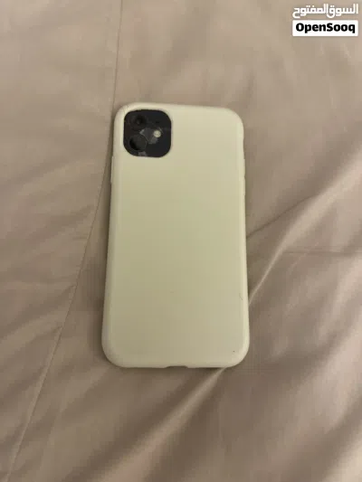 اللون الابيض Iphone 11 الحجم الصغير 2