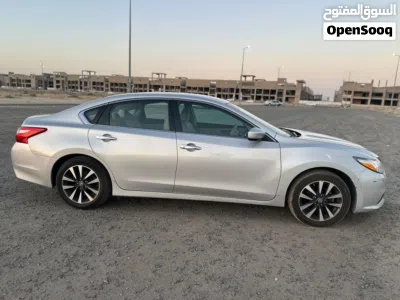 نيسان التيما S 3