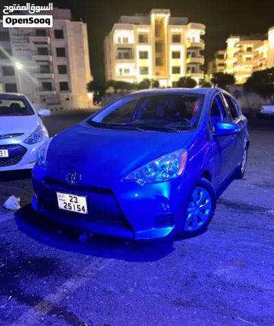 Toyota Prius Prius C 2